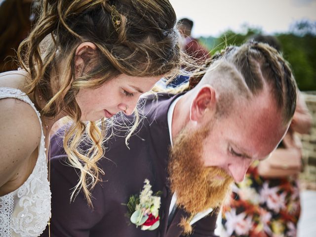 Le mariage de Goeric et Laura à Rânes, Orne 34
