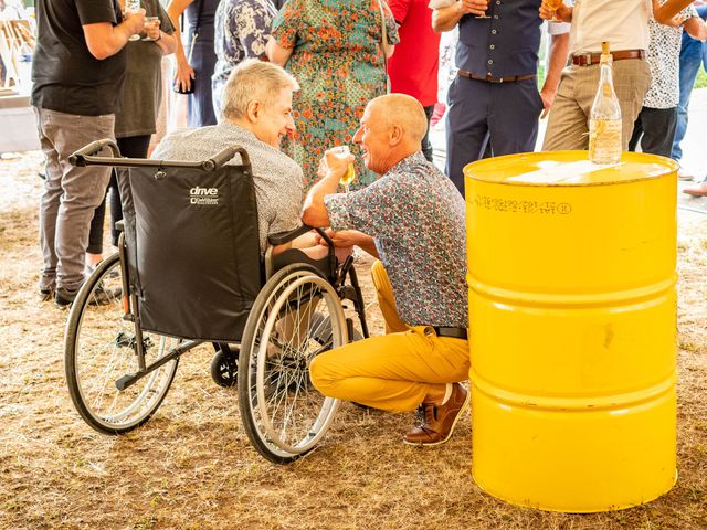 Le mariage de René et Océane à Bibiche, Moselle 23