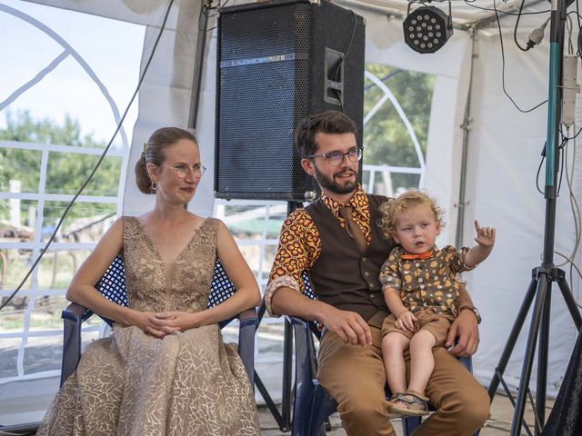 Le mariage de Violette et Théodore à Marigné-Laillé, Sarthe 11