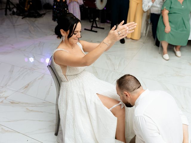 Le mariage de Vasile et Alina à Trappes, Yvelines 23