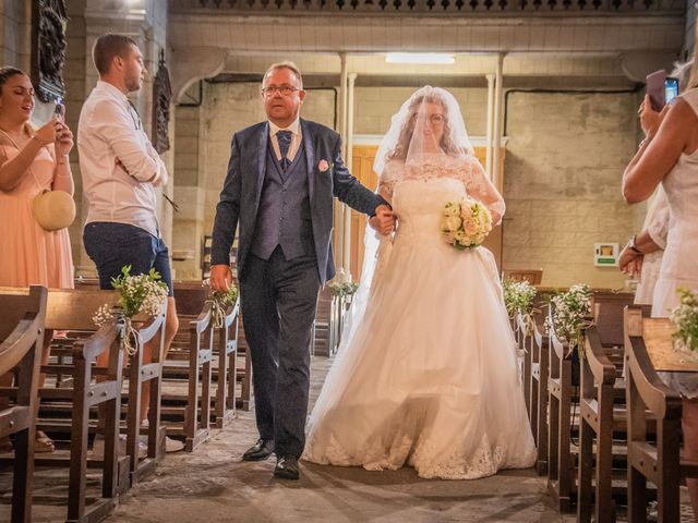 Le mariage de Tony et Aurore à Marseillan, Hérault 27