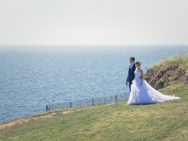 Le mariage de Jean-Christophe et Angélique à La Roche-Maurice, Finistère 2