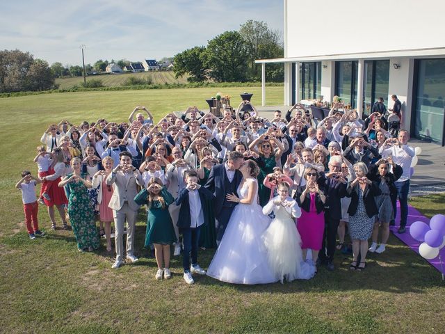 Le mariage de Jean-Christophe et Angélique à La Roche-Maurice, Finistère 53