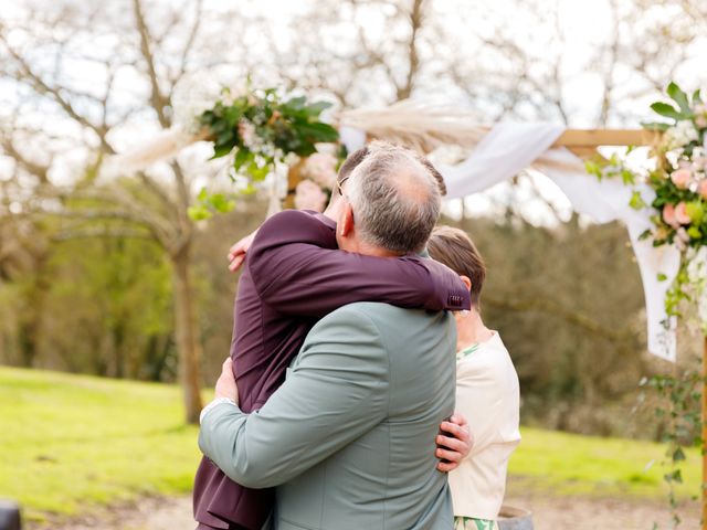 Le mariage de Marc-Antoine et Perrine à Tuffalun, Maine et Loire 33