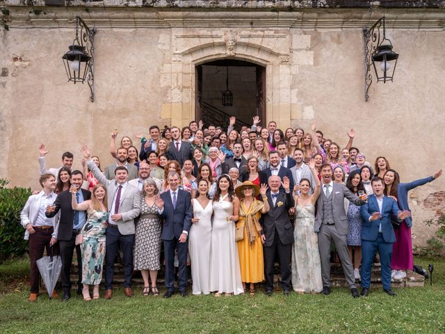 Le mariage de Anna et Pauline à Cours-de-Pile, Dordogne 17