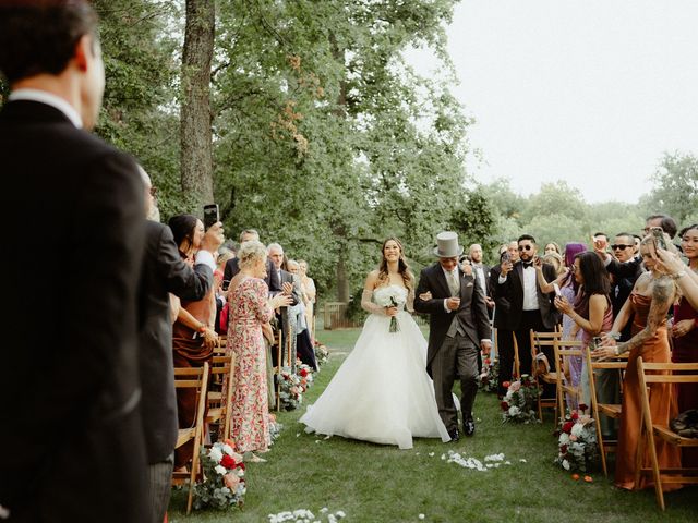 Le mariage de Cyril et Ashlei à Saint-Jean-d&apos;Ardières, Rhône 13