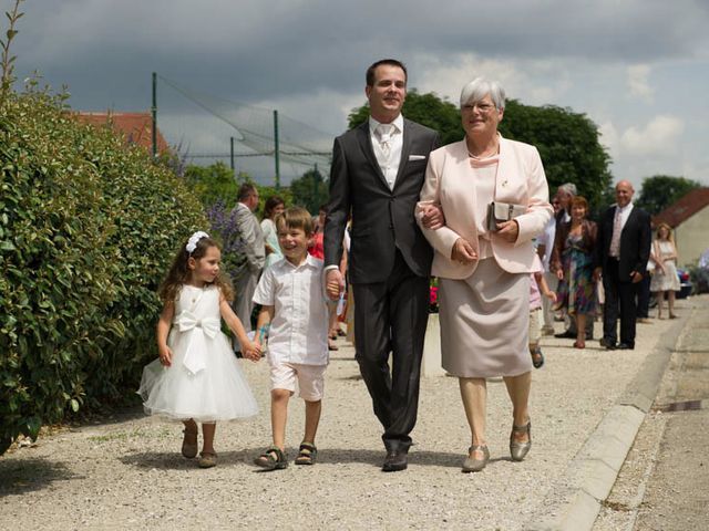 Le mariage de Julien et Annie à Seurre, Côte d&apos;Or 57