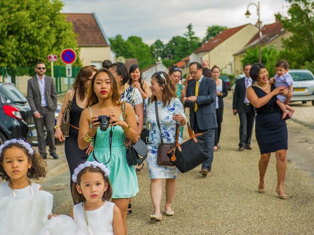 Le mariage de Julien et Annie à Seurre, Côte d&apos;Or 64