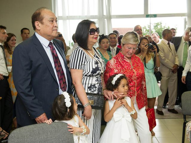 Le mariage de Julien et Annie à Seurre, Côte d&apos;Or 74