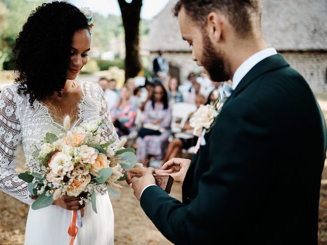 Le mariage de Kévin et Eloïse à Polminhac, Cantal 13