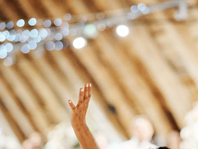 Le mariage de Kévin et Eloïse à Polminhac, Cantal 30