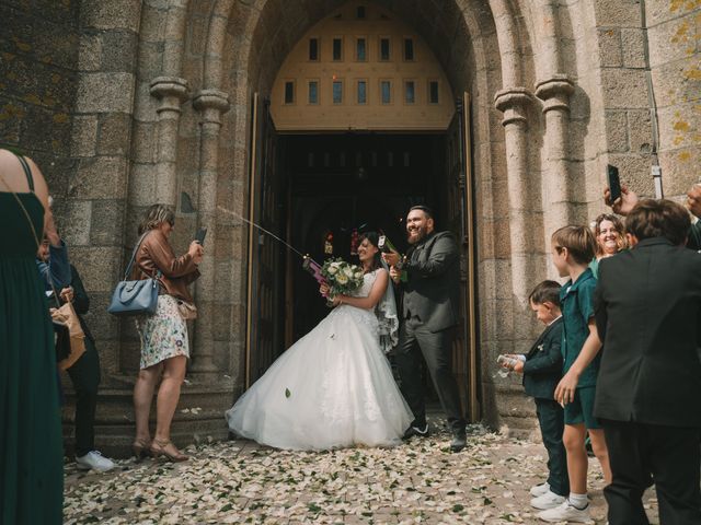 Le mariage de Anthony et Marion à Plouarzel, Finistère 17