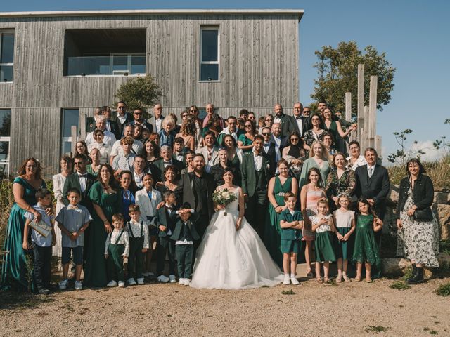 Le mariage de Anthony et Marion à Plouarzel, Finistère 21