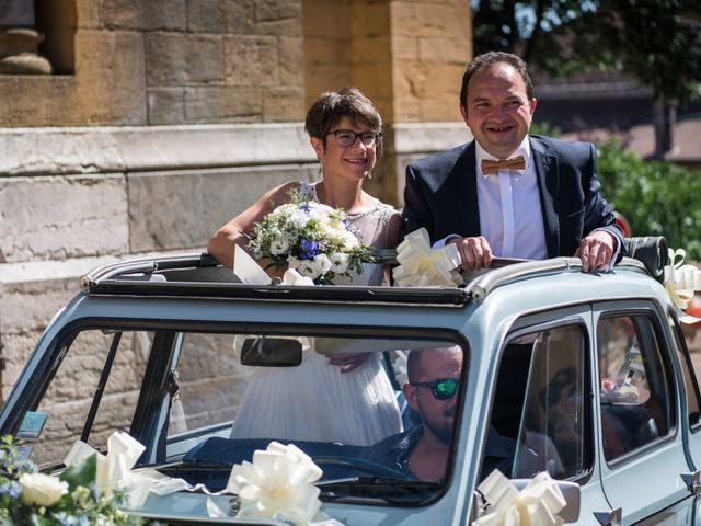 Le mariage de Jean-François et Elodie à Bully, Rhône 2