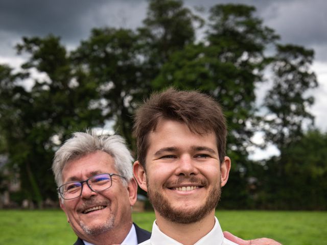 Le mariage de Thomas et Hélène à Rouxmesnil-Bouteilles, Seine-Maritime 13