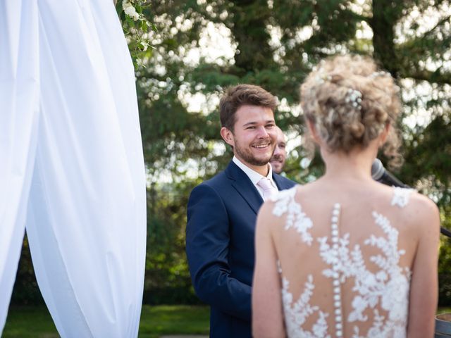 Le mariage de Thomas et Hélène à Rouxmesnil-Bouteilles, Seine-Maritime 64