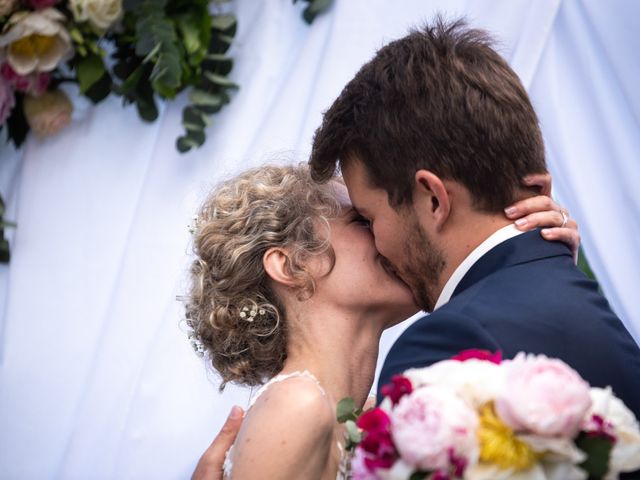 Le mariage de Thomas et Hélène à Rouxmesnil-Bouteilles, Seine-Maritime 68