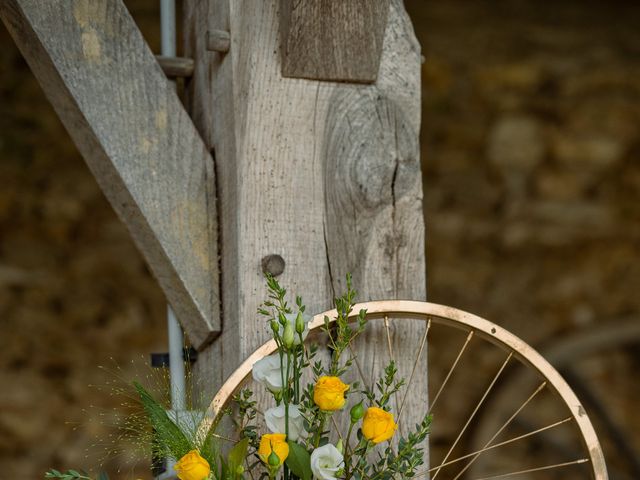 Le mariage de Arnaud et Bénédicte à Boisset-les-Prévanches, Eure 59