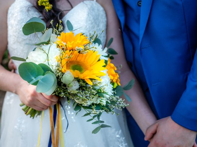 Le mariage de Jean-Julien et Aurélie à La Romieu, Gers 17