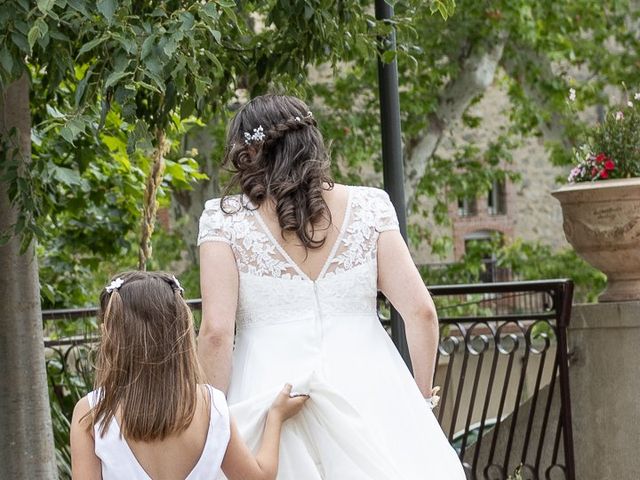 Le mariage de Elizabeth et Sébastien à Ginestas, Aude 5