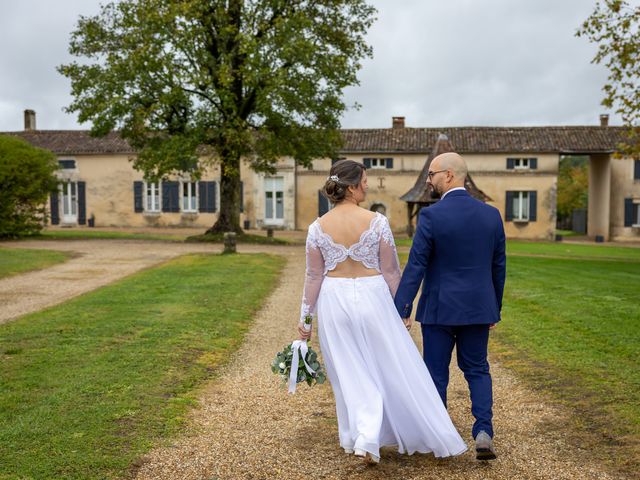 Le mariage de Mike et Sarah à Chalagnac, Dordogne 1