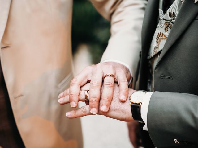 Le mariage de Cédric et Franck à Lussan, Gard 15