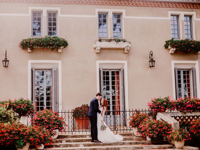 Le mariage de Thomas et Manon à Saint-Gilles, Gard 84