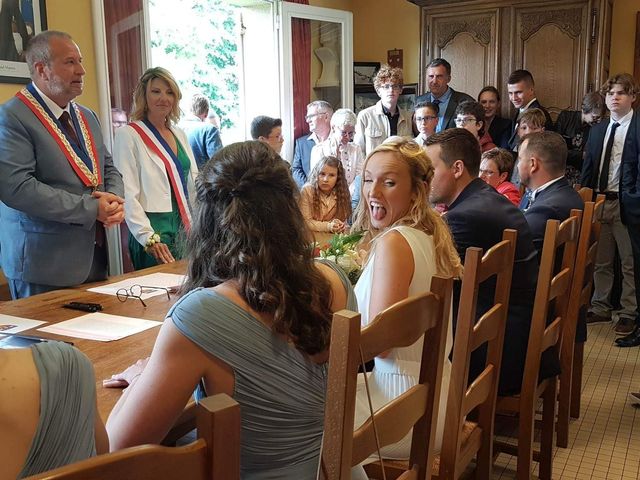 Le mariage de Aurélien et Romane  à Tour-en-Bessin, Calvados 4