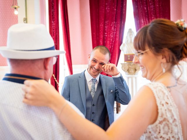 Le mariage de Aurelien et Delphine à Fismes, Marne 20