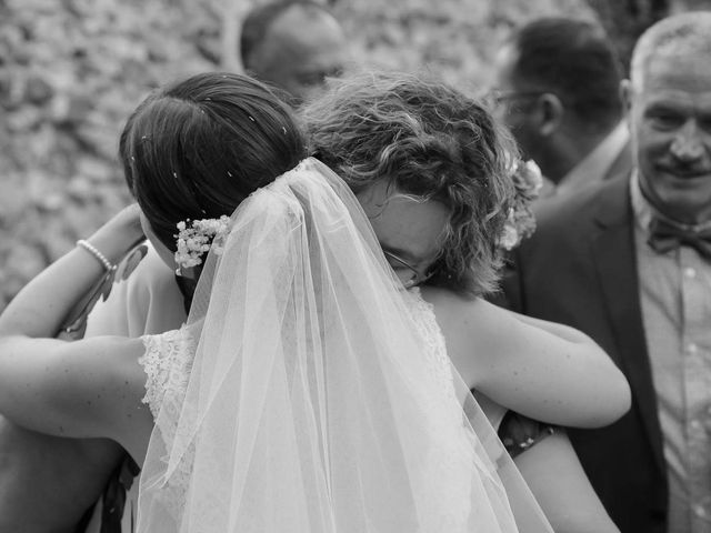 Le mariage de David et Marie à Hanches, Eure-et-Loir 46