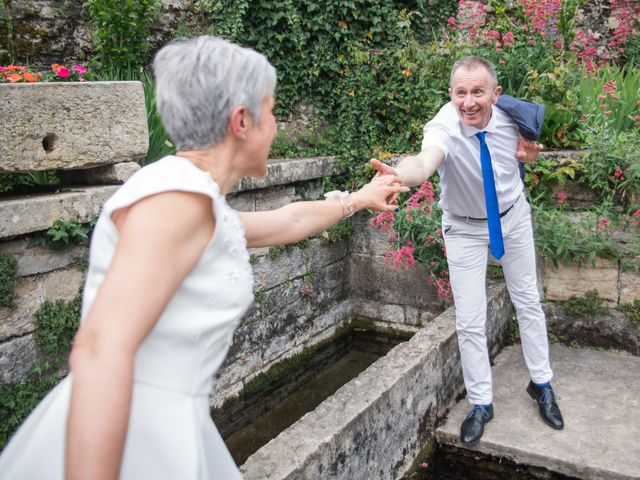 Le mariage de Laurence et Domnique à Saint-Sorlin-en-Bugey, Ain 2