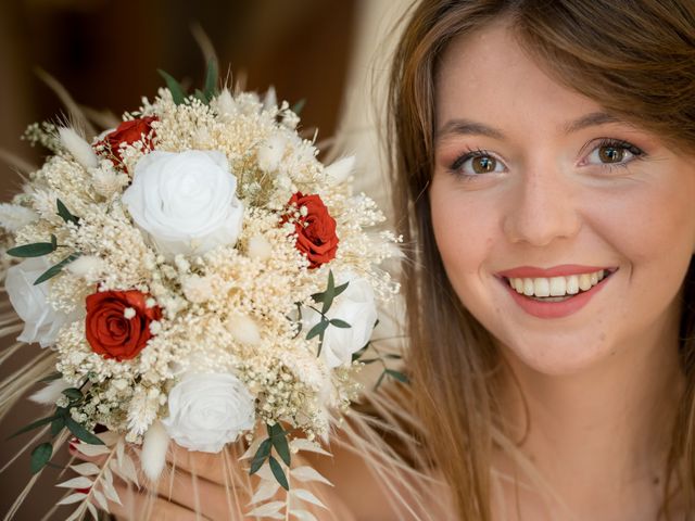 Le mariage de Lucas et Sarah à Toutainville, Eure 17