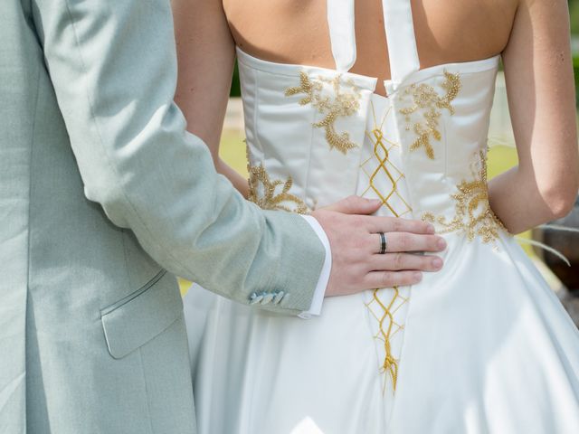 Le mariage de Lucas et Sarah à Toutainville, Eure 53