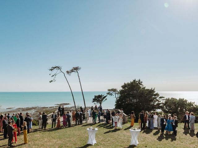 Le mariage de Charles et Mara à Granville, Manche 20