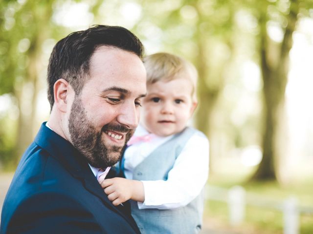 Le mariage de Sébastien et Flora à Bruges, Gironde 27