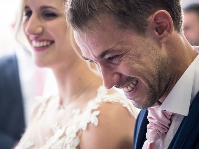 Le mariage de Julien et Mélanie à Ranchot, Jura 18