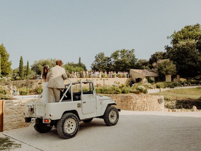 Le mariage de Alban et Candice à Saint-Paulet-de-Caisson, Gard 26