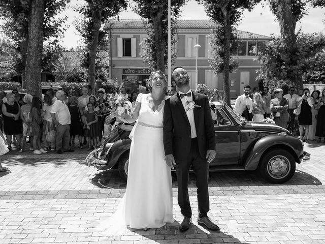 Le mariage de Cédric et Célia à Lanton, Gironde 37