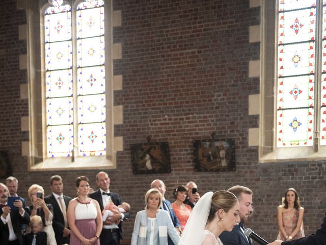 Le mariage de Christophe et Noémie à Bois-Guillaume, Seine-Maritime 15