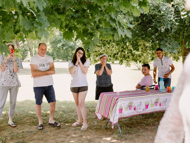 Le mariage de Michaël et Justine à Montélier, Drôme 11