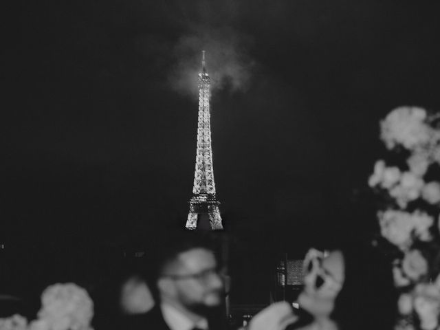 Le mariage de Liviu et Gratiana à Paris, Paris 8