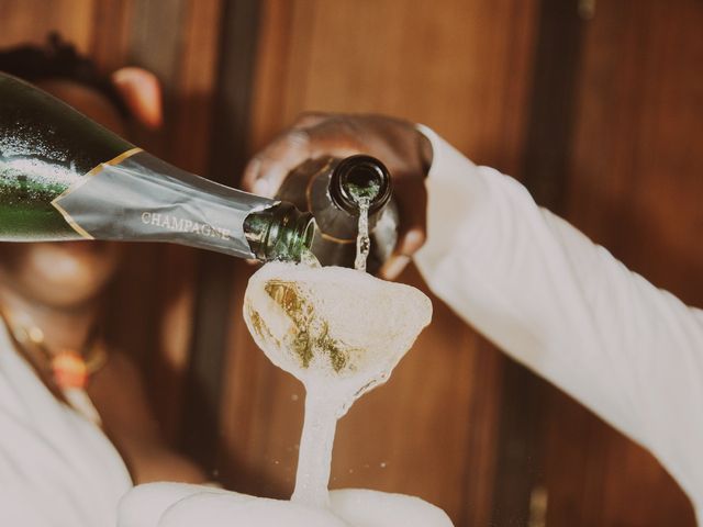 Le mariage de William et Sarah à Aincourt, Val-d'Oise 11
