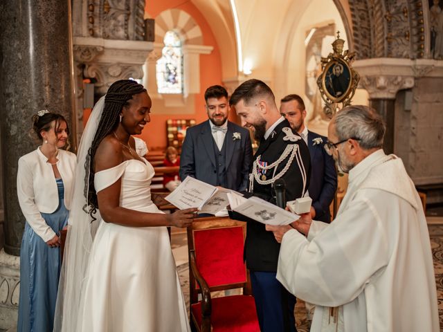Le mariage de Aurélien et Darline à Lalouvesc, Ardèche 14