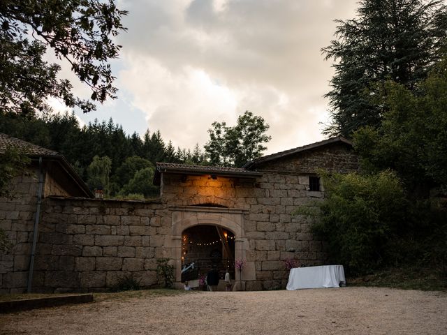 Le mariage de Aurélien et Darline à Lalouvesc, Ardèche 23