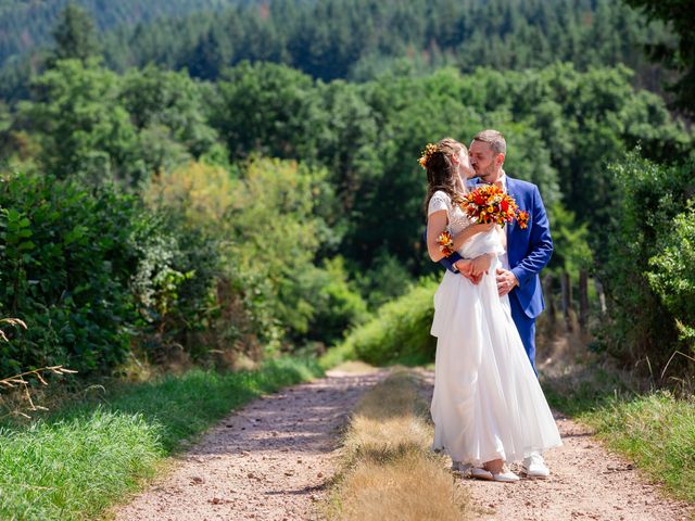 Le mariage de Romain et Camille à Beaubery, Saône et Loire 1