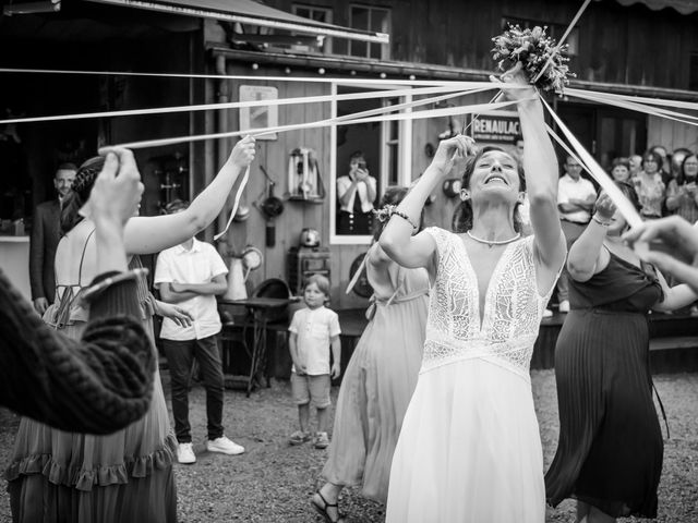 Le mariage de Romain et Camille à Beaubery, Saône et Loire 2