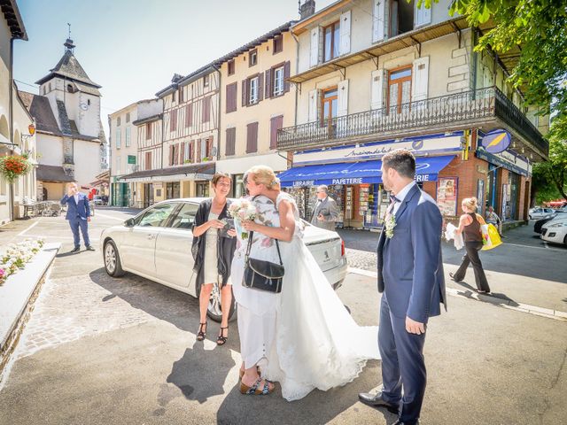 Le mariage de Cédric et Emilie à Maurs, Cantal 17