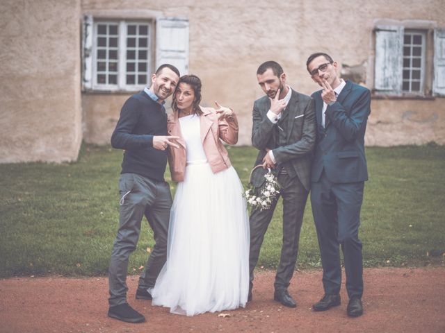 Le mariage de Rémi et Emilie à Montbrison, Loire 15