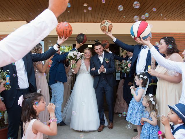 Le mariage de Aurélien et Laura à Casseneuil, Lot-et-Garonne 17