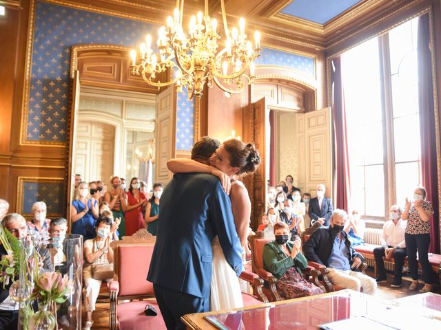 Le mariage de Peter et Solenne à Jurignac, Charente 28